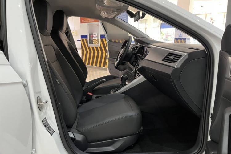 Used Volkswagen Polo 2023 Revised Plus 1.5L Automatic – Enjoy Life Edition Interior 9