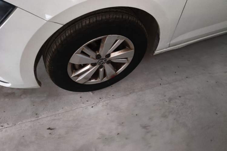 Used Volkswagen Polo 2023 Revised Plus 1.5L Automatic – Enjoy Life Edition Left Front Wheel Hub