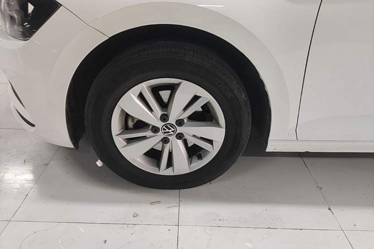 Used Volkswagen Polo 2023 Plus 1.5L Automatic Enjoy-the-Moment Edition Left Front Wheel Hub