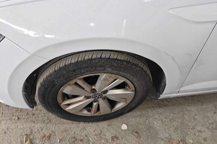 Used Volkswagen Polo 2023 Plus 1.5L Automatic Enjoy-the-Moment Edition Left Front Wheel Hub