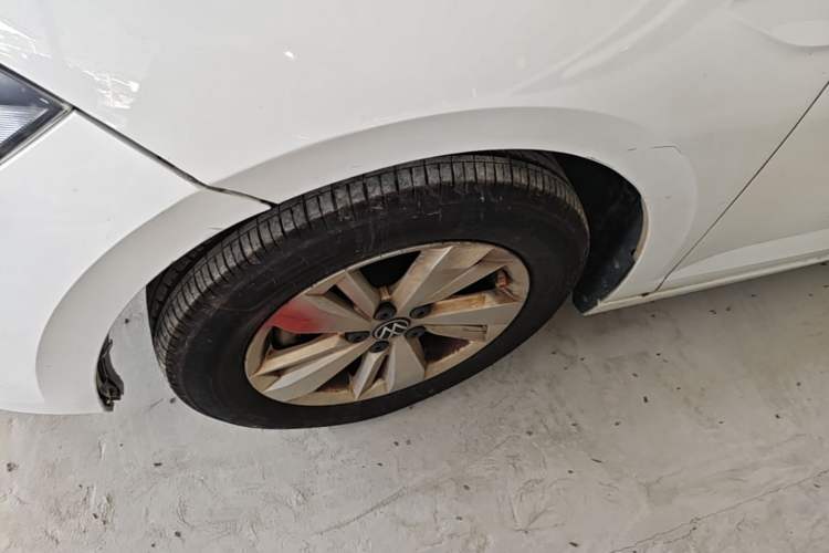 Used Volkswagen Polo 2023 Revised Plus 1.5L Automatic – Enjoy Life Edition Left Front Wheel Hub