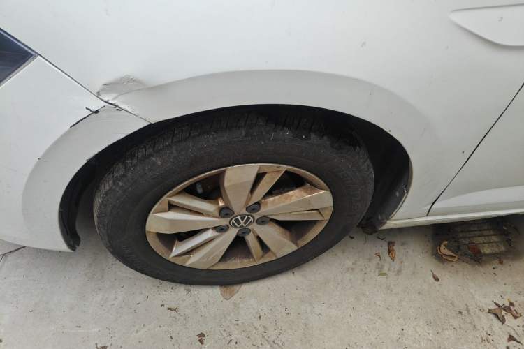 Used Volkswagen Polo 2023 Revised Plus 1.5L Automatic – Enjoy Life Edition Left Front Wheel Hub