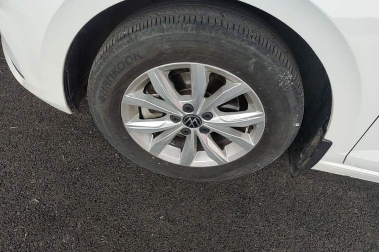 Used Volkswagen Polo 2023 Plus 1.5L Automatic Colorful Tech Edition Left Front Wheel Hub