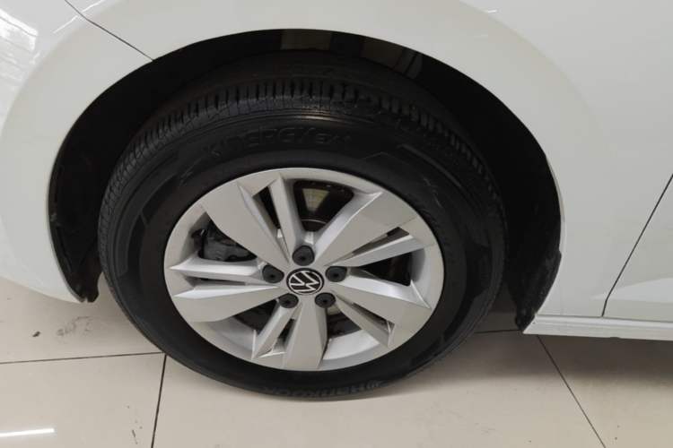 Used Volkswagen Polo 2023 Plus 1.5L Automatic Enjoy-the-Moment Edition Left Front Wheel Hub