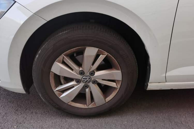 Used Volkswagen Polo 2023 Revised Plus 1.5L Automatic – Enjoy Life Edition Left Front Wheel Hub
