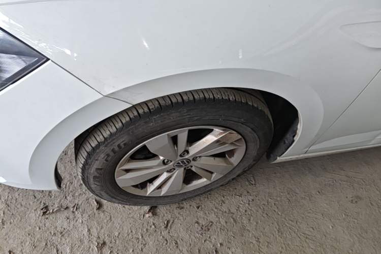 Used Volkswagen Polo 2023 Revised Plus 1.5L Automatic – Enjoy Life Edition Left Front Wheel Hub