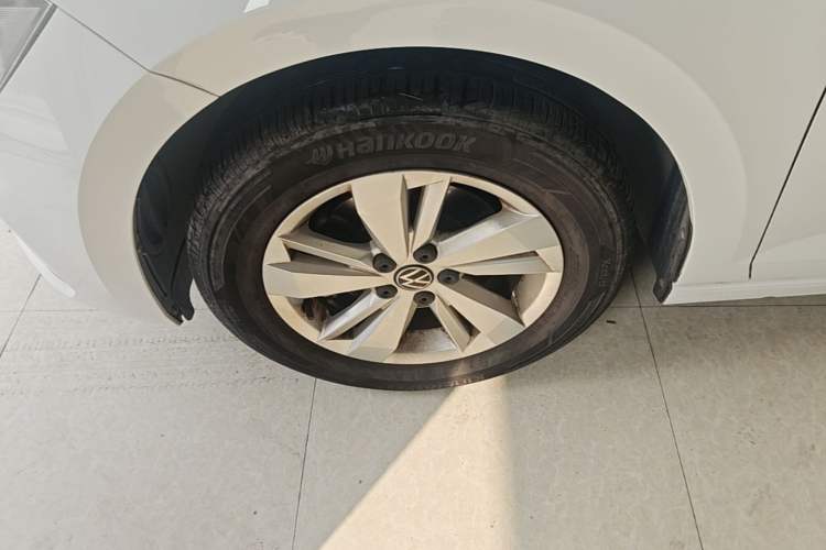 Used Volkswagen Polo 2023 Revised Plus 1.5L Automatic – Enjoy Life Edition Left Front Wheel Hub