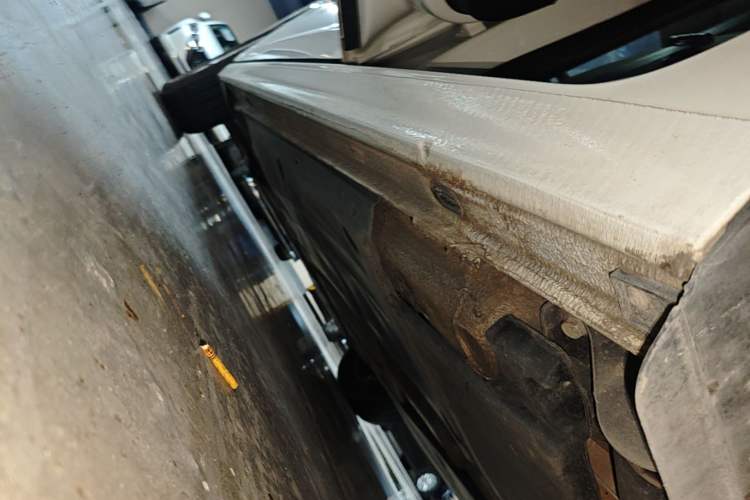 Used Volkswagen Polo 2023 Revised Plus 1.5L Automatic – Enjoy Life Edition Left Side Sill