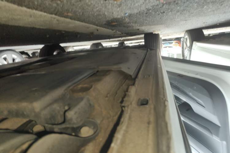 Used Volkswagen Polo 2023 Revised Plus 1.5L Automatic – Enjoy Life Edition Left Side Sill