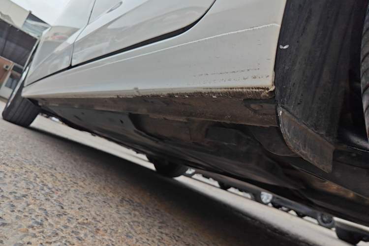 Used Volkswagen Polo 2023 Plus 1.5L Automatic Panoramic Enjoyment Edition Left Side Sill