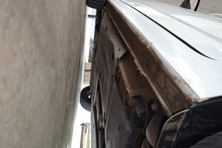 Used Volkswagen Polo 2023 Revised Plus 1.5L Automatic – Enjoy Life Edition Left Side Sill