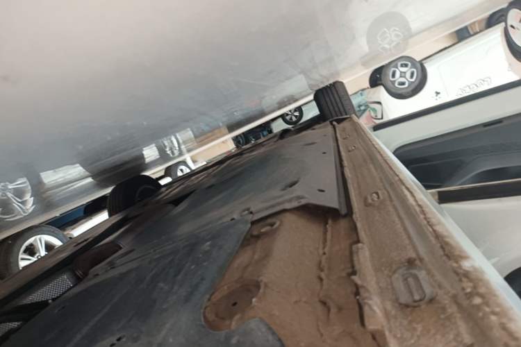 Used Volkswagen Polo 2023 Revised Plus 1.5L Automatic – Enjoy Life Edition Left Side Sill