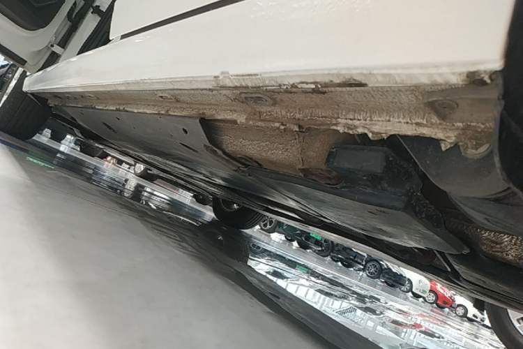 Used Volkswagen Polo 2023 Revised Plus 1.5L Automatic – Enjoy Life Edition Left Side Sill
