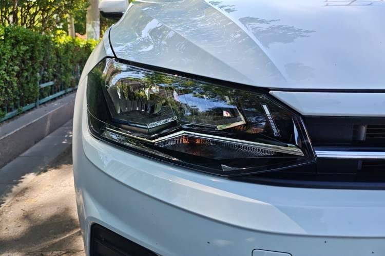 Used Volkswagen Polo 2023 Plus 1.5L Automatic Enjoy-the-Moment Edition Right Front Headlight