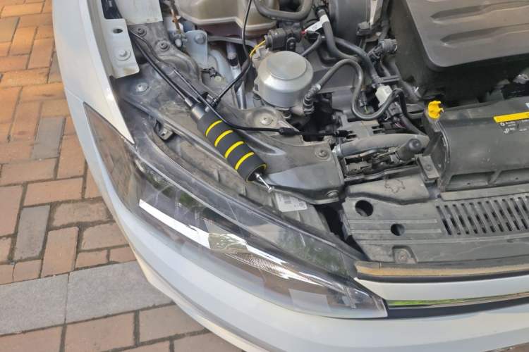 Used Volkswagen Polo 2023 Revised Plus 1.5L Automatic – Enjoy Life Edition Right Front Headlight