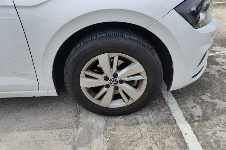 Used Volkswagen Polo 2023 Plus 1.5L Automatic Enjoy-the-Moment Edition Right Front Wheel Hub
