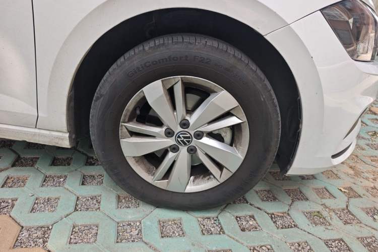 Used Volkswagen Polo 2023 Revised Plus 1.5L Automatic Panoramic Enjoyment Edition Right Front Wheel Hub