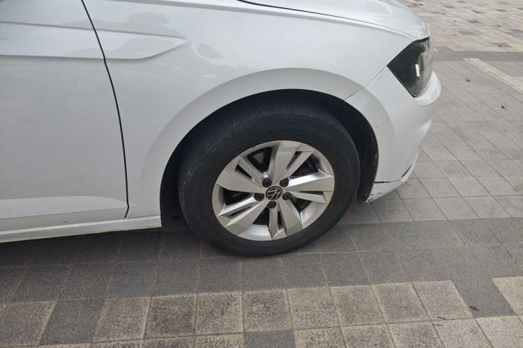 Used Volkswagen Polo 2023 Revised Plus 1.5L Automatic – Enjoy Life Edition Right Front Wheel Hub