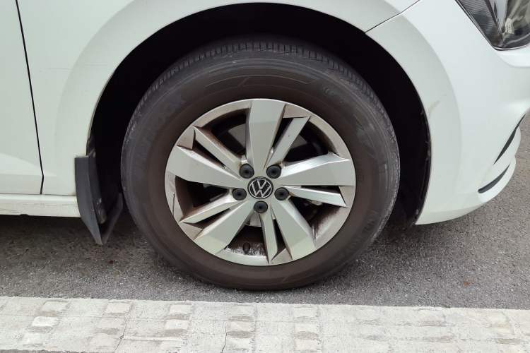 Used Volkswagen Polo 2023 Plus 1.5L Automatic Enjoy-the-Moment Edition Right Front Wheel Hub