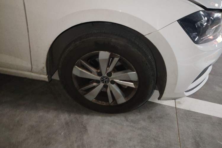 Used Volkswagen Polo 2023 Revised Plus 1.5L Automatic – Enjoy Life Edition Right Front Wheel Hub
