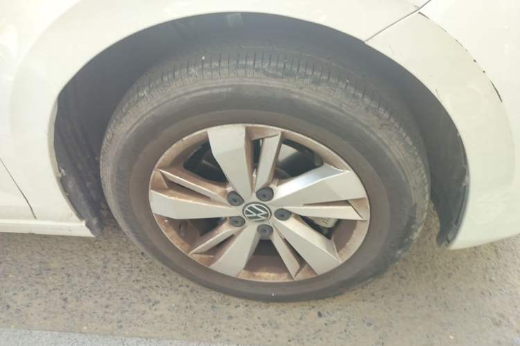 Used Volkswagen Polo 2023 Revised Plus 1.5L Automatic – Enjoy Life Edition Right Front Wheel Hub