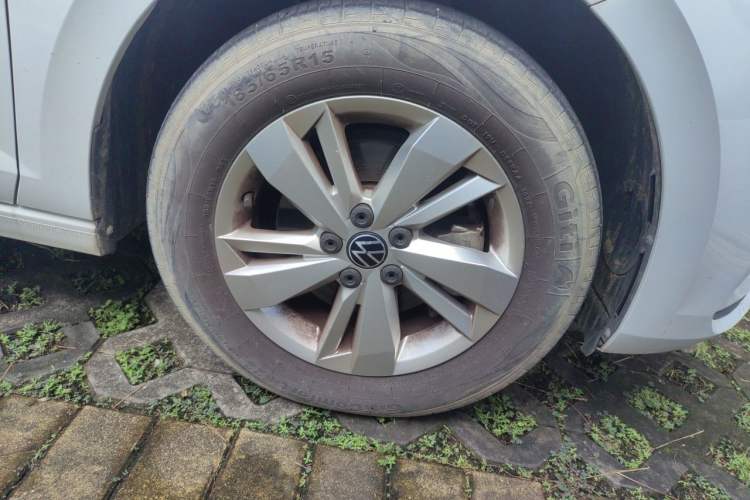 Used Volkswagen Polo 2023 Revised Plus 1.5L Automatic – Enjoy Life Edition Right Front Wheel Hub