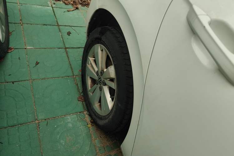 Used Volkswagen Polo 2023 Revised Plus 1.5L Automatic – Enjoy Life Edition Right Rear Wheel Hub