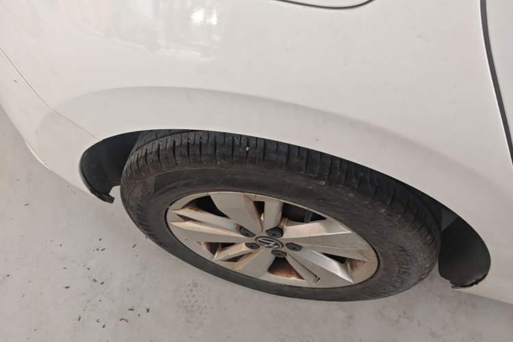 Used Volkswagen Polo 2023 Revised Plus 1.5L Automatic – Enjoy Life Edition Right Rear Wheel Hub