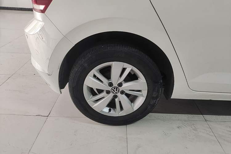 Used Volkswagen Polo 2023 Plus 1.5L Automatic Enjoy-the-Moment Edition Right Rear Wheel Hub
