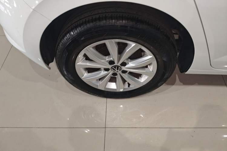 Used Volkswagen Polo 2023 Plus 1.5L Automatic Colorful Tech Edition Right Rear Wheel Hub