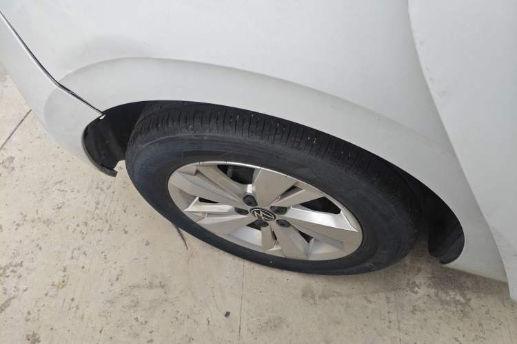 Used Volkswagen Polo 2023 Plus 1.5L Automatic Enjoy-the-Moment Edition Right Rear Wheel Hub
