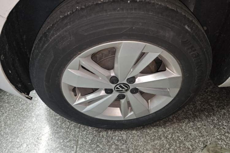Used Volkswagen Polo 2023 Plus 1.5L Automatic Panoramic Enjoyment Edition Right Rear Wheel Hub