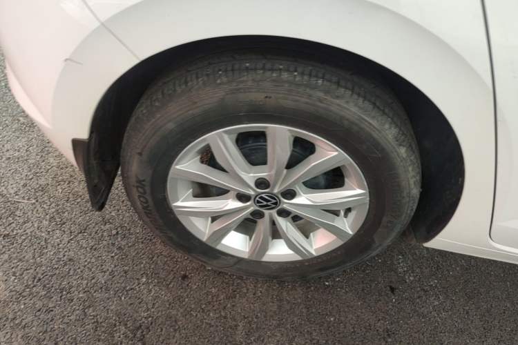 Used Volkswagen Polo 2023 Plus 1.5L Automatic Colorful Tech Edition Right Rear Wheel Hub