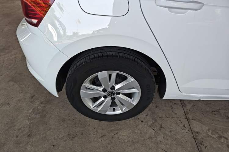 Used Volkswagen Polo 2023 Revised Plus 1.5L Automatic – Enjoy Life Edition Right Rear Wheel Hub