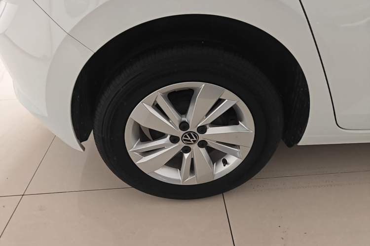 Used Volkswagen Polo 2023 Revised Plus 1.5L Automatic – Enjoy Life Edition Right Rear Wheel Hub