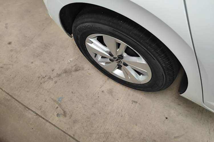 Used Volkswagen Polo 2023 Revised Plus 1.5L Automatic – Enjoy Life Edition Right Rear Wheel Hub