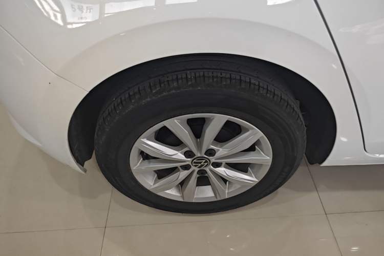 Used Volkswagen Polo 2023 Plus 1.5L Automatic Colorful Tech Edition Right Rear Wheel Hub