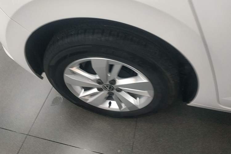 Used Volkswagen Polo 2023 Revised Plus 1.5L Automatic – Enjoy Life Edition Right Rear Wheel Hub