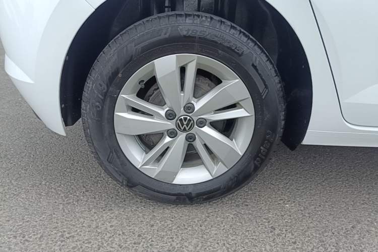 Used Volkswagen Polo 2023 Plus 1.5L Automatic Enjoy-the-Moment Edition Right Rear Wheel Hub