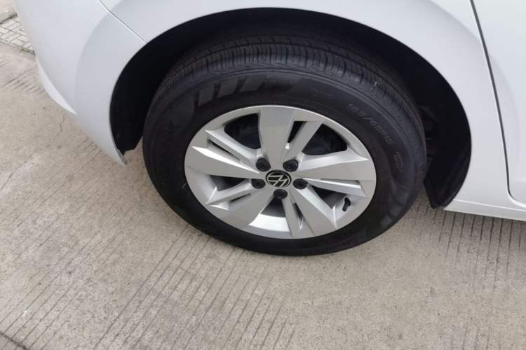 Used Volkswagen Polo 2023 Plus 1.5L Automatic Panoramic Enjoyment Edition Right Rear Wheel Hub