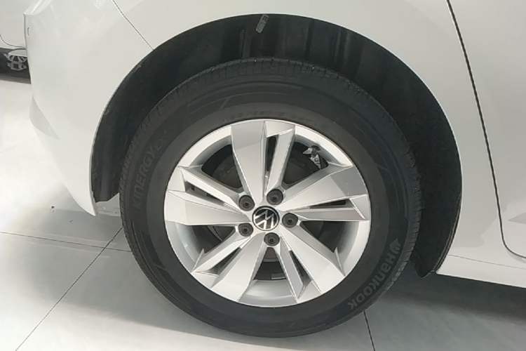Used Volkswagen Polo 2023 Revised Plus 1.5L Automatic – Enjoy Life Edition Right Rear Wheel Hub