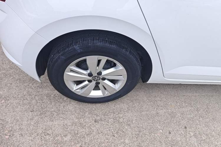 Used Volkswagen Polo 2023 Revised Plus 1.5L Automatic – Enjoy Life Edition Right Rear Wheel Hub