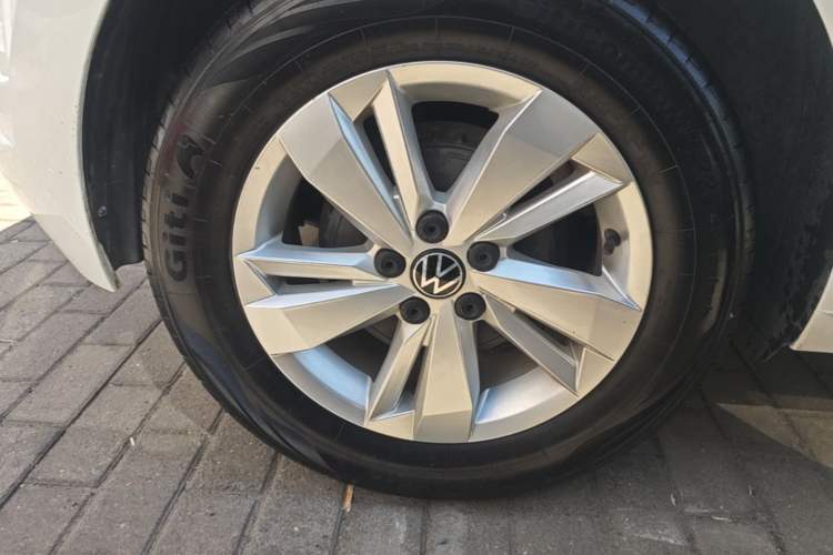 Used Volkswagen Polo 2023 Revised Plus 1.5L Automatic – Enjoy Life Edition Right Rear Wheel Hub
