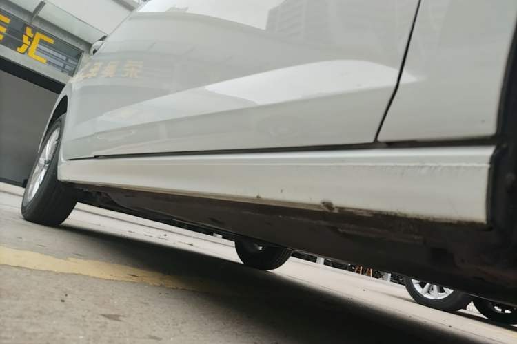 Used Volkswagen Polo 2023 Restyled Plus 1.5L Automatic Colorful Tech Edition Right Side Sill