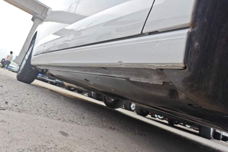 Used Volkswagen Polo 2023 Plus 1.5L Automatic Panoramic Enjoyment Edition Right Side Sill