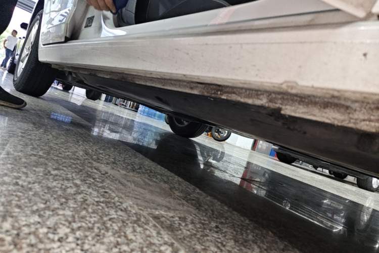 Used Volkswagen Polo 2023 Plus 1.5L Automatic Panoramic Enjoyment Edition Right Side Sill
