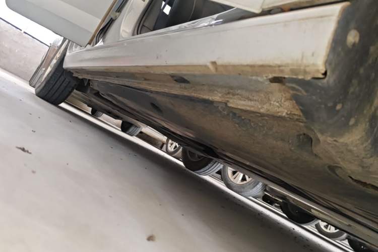 Used Volkswagen Polo 2023 Revised Plus 1.5L Automatic – Enjoy Life Edition Right Side Sill