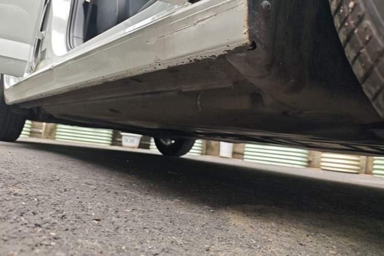 Used Volkswagen Polo 2023 Plus 1.5L Automatic Panoramic Enjoyment Edition Right Side Sill