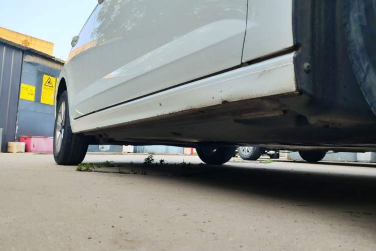 Used Volkswagen Polo 2023 Plus 1.5L Automatic Panoramic Enjoyment Edition Right Side Sill