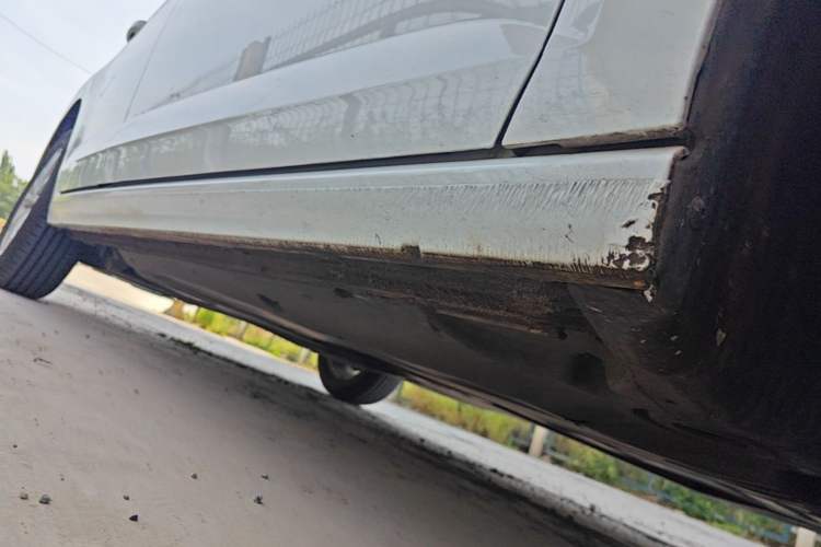 Used Volkswagen Polo 2023 Restyled Plus 1.5L Automatic Colorful Tech Edition Right Side Sill